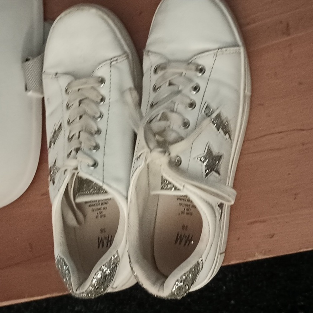 H&M white sneakers